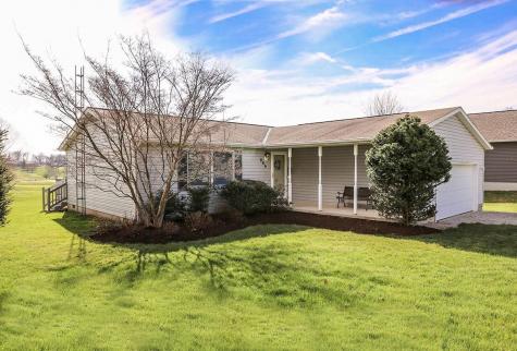 886 Fairway Drive Howard OH 43028