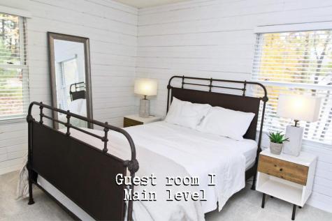 435 Greenacre Circle Howard OH 43028