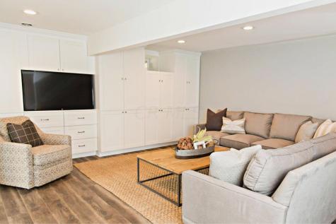 435 Greenacre Circle Howard OH 43028