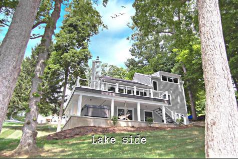 435 Greenacre Circle Howard OH 43028