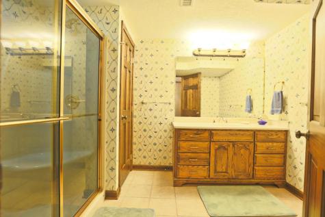 22 Grand Ridge Court Howard OH 43028