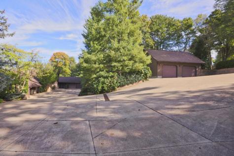 22 Grand Ridge Court Howard OH 43028
