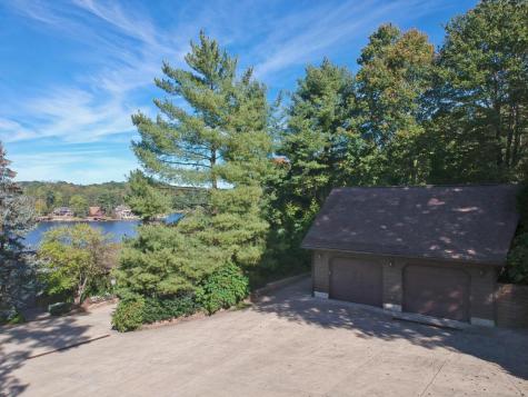 22 Grand Ridge Court Howard OH 43028
