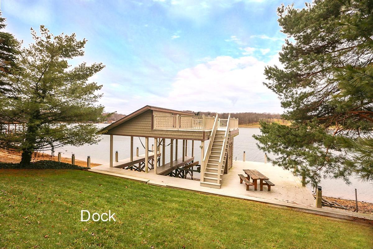 633 King Beach Drive Howard OH 43028